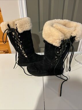 UGG Black Suede Lace-Up Winter Boots with Cream Shearling Cuff